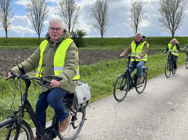 Deelnemers Doortrapdag Sint Annaland tijdens de fietstocht