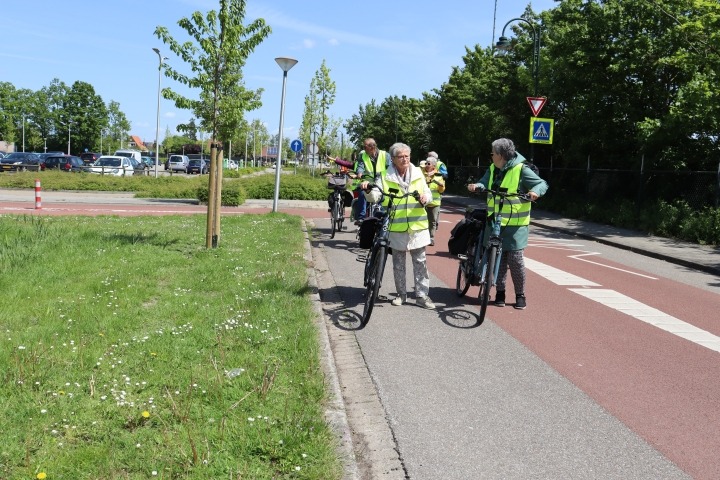 Deelnemers aan fietstocht Doortrapdag Tholen