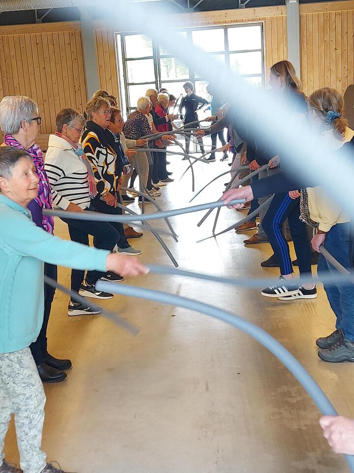 Deelnemers Doortrapdag Goes doen fitoefeningen