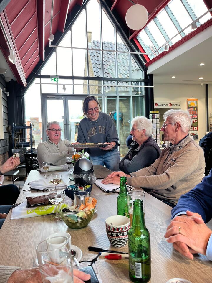 Deelnemers Doortrapdag aan tafel