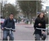 jongeren op de fiets