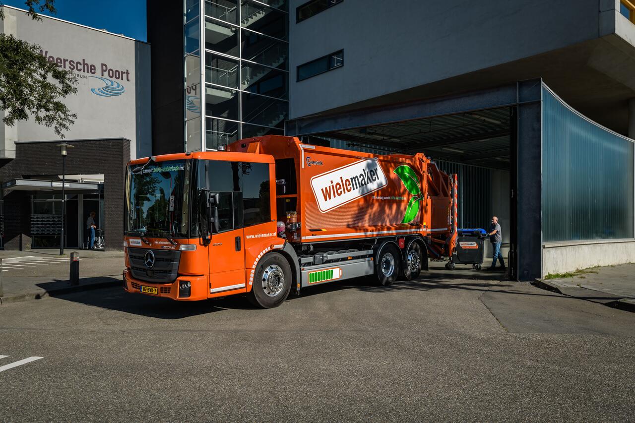 Elektrische vuilnisauto van Wielemaker B.V.